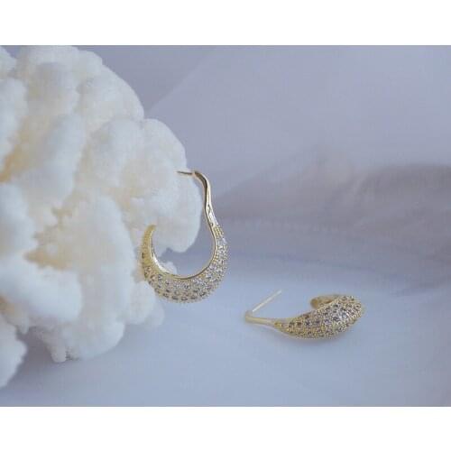 Exquisite Inlaid Zircon Earring for Women 14K Real Gold Shining Crescent Moon Stud Earring Delicate Wedding Jewelry