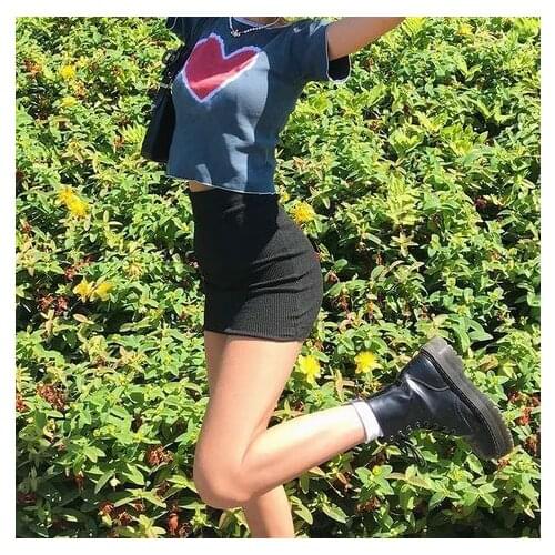 Women Casual Close-Fitting Crop Tops Unique Style Short Sleeve Heart Printed Pattern Round Collar T-Shirt Blue/ Red Fashion/Sexy