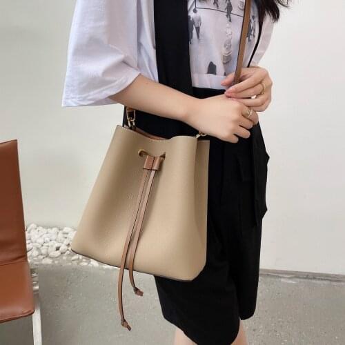 2021 New Design Leather Large Capacity Bucket Bag Fashion Messenger Bag Multifunctional Tote Handbag Bag For Women