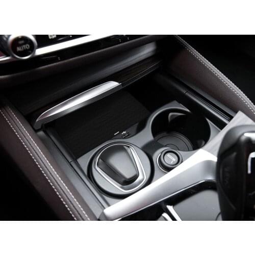 Qi Car Wireless Charger for BMW 5/6 GT 2017-2019 For iPhone Xs Max Xr X Samsung S10 S9 Intelligent Infrared Fast Phone Holder