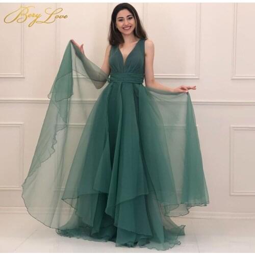 Berylove Green Prom Dress Tulle Layered Dress Simple Elegant A Line Long Party Dresses V Neck High Waist Backless Evening Dress