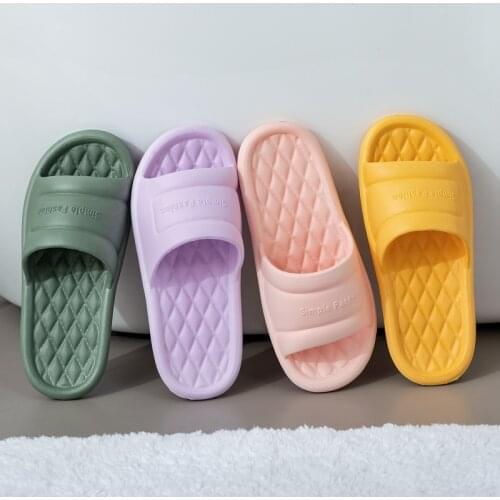 2020 New summer home slippers sandals couple non-slip home slippers step on shit slippers women shoes women