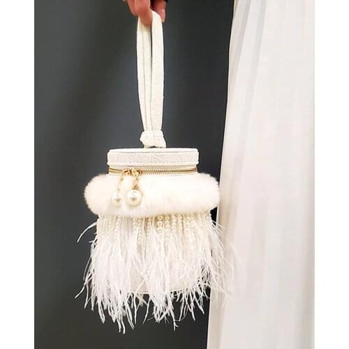 Ostrich Fur Bucket Bag Pearl Totes Crossbody Bag Fashion Shoulder Chain Bag Women Purses Handbags Luxury Designer Tassel Bag