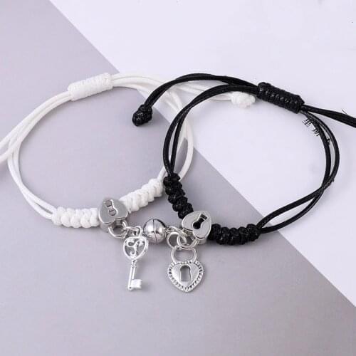 2Pcs/set Couple Charm Bracelet For Women magnetic attraction ball Heart Key Lock Link Wrist Chain Best Friend Jewelry Gift Egirl