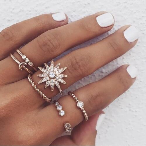 Fashion Exquisite New Personality Crystal Stars Moon Ring For Women Simple Jewelry Promise Date Gift Engagement Wedding