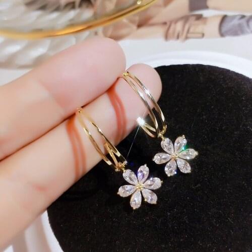 New Arrival Crystal Trendy Plant Women Stud Earrings Sweet Zircon Petal Earrings Bohemian Flower Earrings Jewelry Earrings