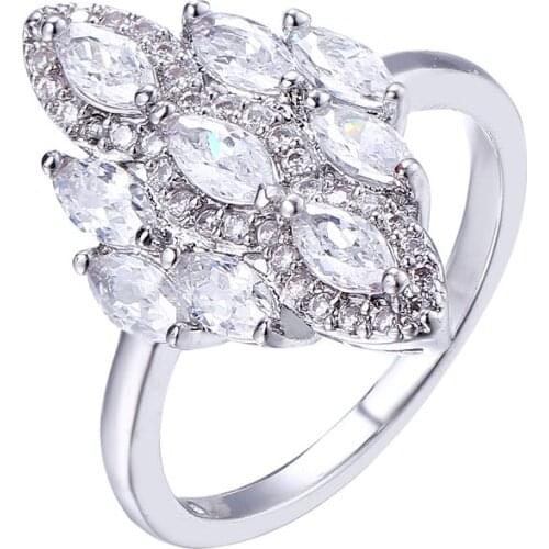 Bettyue Brand Charm Fashion Shiny Luxury AAA Zircon White Gold Color Personal Style Jewelry Rings For Woman Wedding Party Gifts