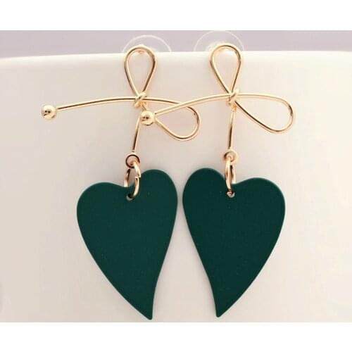 Sweet Geometric Drop Heart Hook Earrings For Women Girl Gold Color Metal Love Heart Hanging Dangle Earrings Vintage Jewelry