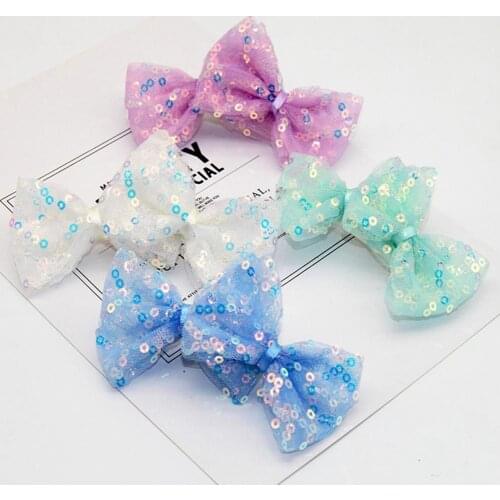 Cute Pet Hair Clips Sequins Decor Pet Head Decor Plastic Dogs Bowknot Hair Pins for Photography Props Dog Clothes Decor