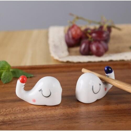 2pcs Ceramic Elephant Chopsticks Rack Creative Arts and Crafts Chopsticks Holder Kitchen Utensils Small Ornaments