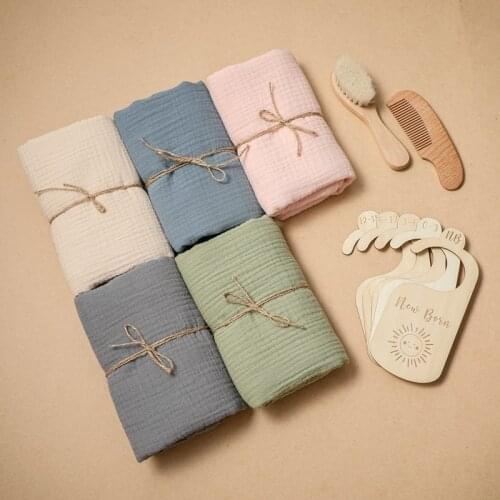 Newborn Bath Toys Sets Wooden Brushes Comb Baby Milestones Cards Double-Faced Pure Cotton Towel Baby Shower Gifts Products