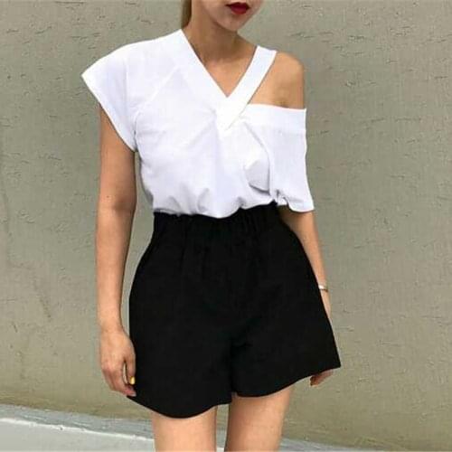 Sexy Off-the-shoulder V-neck Shirts Women Summer Solid All Match T Shirt Simple Korean Fashion Short Sleeve Ladies Tops