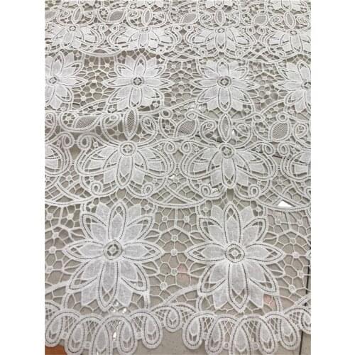 Hot-selling exquisite white water-soluble milk silk embroidery, African lace fabric, suitable for fashionable ladies' skirts