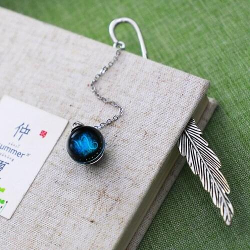 Creative Luminous Bookmark Twelve Constellation Pendant Metal Retro Leaf Pagination Bookmark with Gift Box