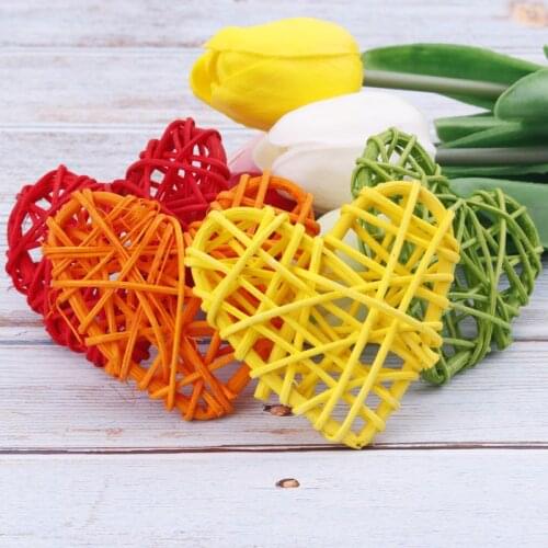 6 Pieces Heart-shaped Sepaktakraw DIY Craft for Kids Wedding Party Decor Birthday Gifts Fairy Garden Home Decor Elf Rattan Ball