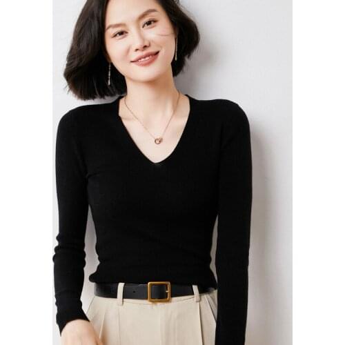 Spring and autumn new style 100% wool knitted womens long-sleeved V-neck slim pullover short inner sweater