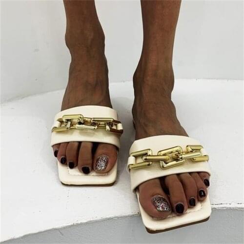 Women Slipper New Design Gold Chain Square Toe Slip On Mules Shoes Flat Skid-Proof Wear Resisting Casual One Word Flops 2021