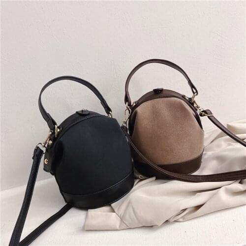 European Handbag New Fashion Quality PU Frosted Womens Bucket Bag Personalized Clip Messenger Bag Simple Females Shopping Bag