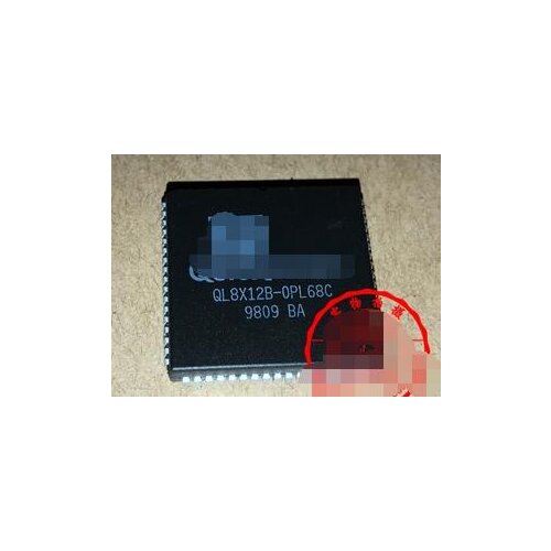 IC NEW 100% QL8X12B-0PL68C