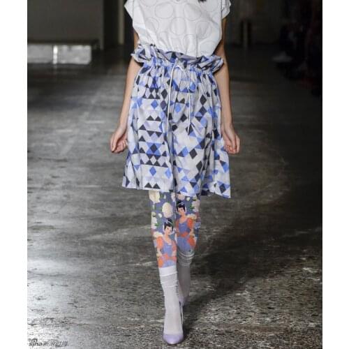 2020 Medias De Mujer Fishnet Open Crotch Womens Pantyhose Fashion Cartoon Oil Painting Printing Large Flower Pattern Female