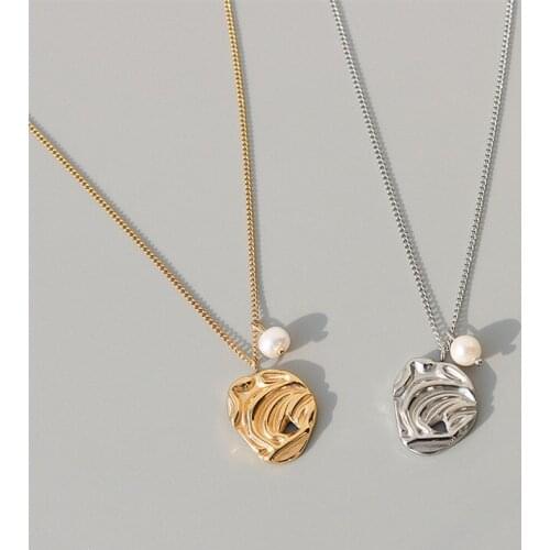 YUN RUO 2021 New Arrivals Not Fade 18k Gold Frashwater Pearl Irregular Metal Pendant Necklace for Woman Stainless steel Jewelry