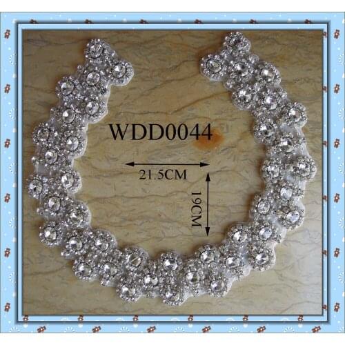 30pcs) Wholesale crystal rhinestone neckline collar applique for dress DIY iron on WDD0044