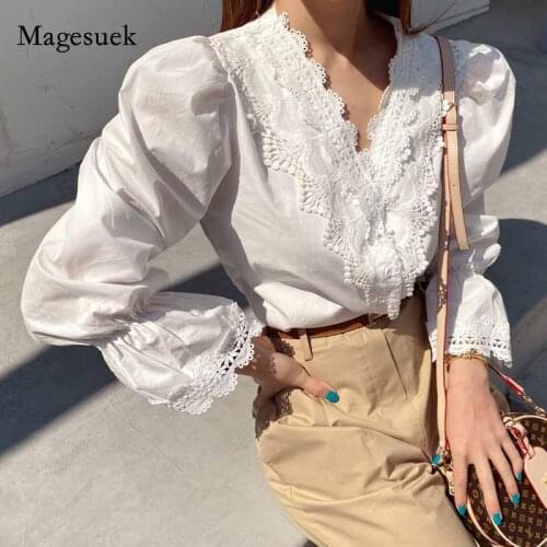 Korean Style Cotton Lace Womens Blouse Solid White V-neck Long Sleeve Fashion Shirts Puff Sleeve Sweet Tops Shirt Female 11013