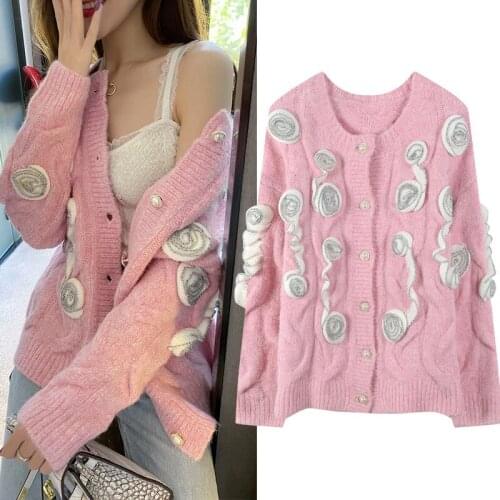 2020 Winter Christmas Women Winter Luxury 3D Flower Pink Cardigans Cable Crew Elegant Fashion Pearl Button Sweater Clothing