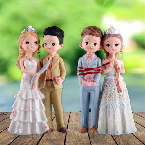 Sweet and funny wedding cake topper figurines bride and groom topper for wedding decoartion gifts and favors
