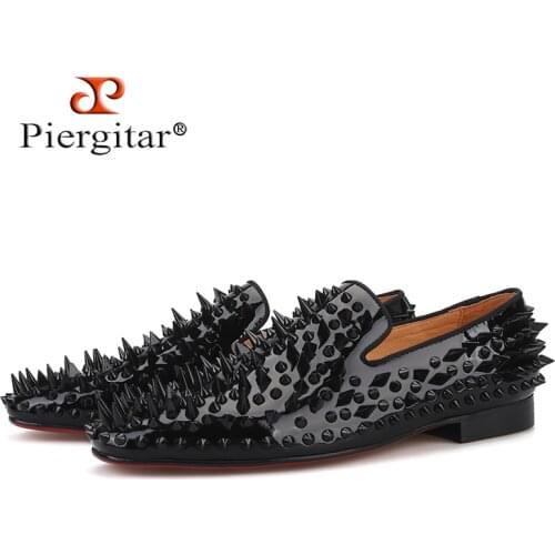 Piergitar 2019 new black patent leather men handmade shoes with different shapes of spikes Fashion Party men loafers mens flats