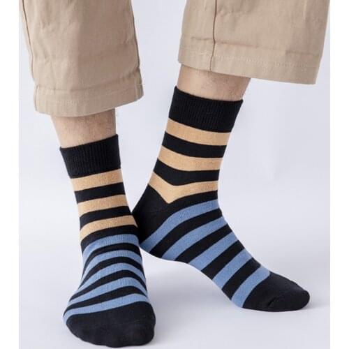3 Pairs/High Quality Mens Socks Male Autumn Winter Cotton Socks Boys Fashion Striped Style Casual Socks Mid Stockings Versatile