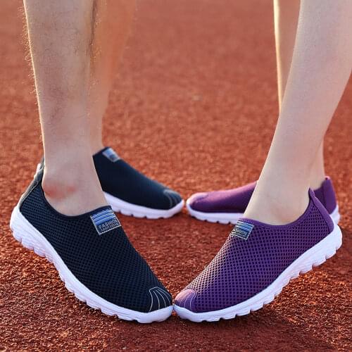 Mens Womens Super Light Walking Shoes Air Mesh Sport Sneakers Breathable Slip-on Flat Sneakers Loafers