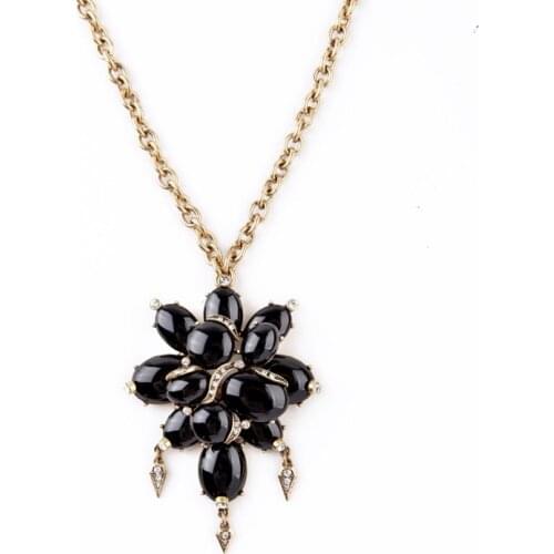 Bulk Price Black Resin Made Necklace Sporty Long Pendants Gold Color Fashion New Arrival For Women Dress