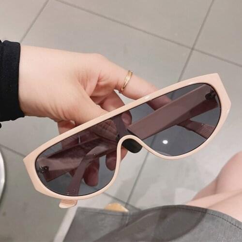 Retro Metal Strip One Piece Sunglasses Women Brand Cat Eye Sun Glasses Vintage Featured FrameOval Shades Female oculos feminino