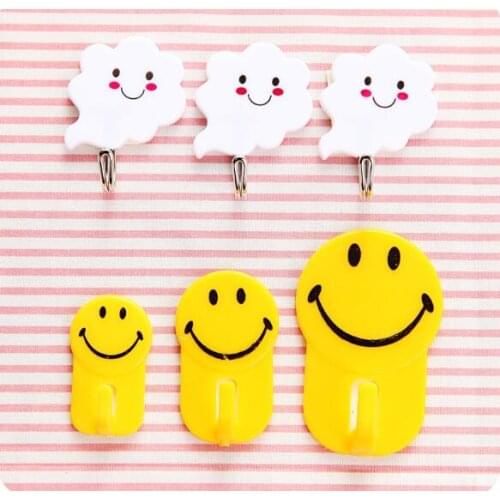 3pcs/set Cartoon Smile Face Paste Hook Kitchen Wall Bathroom Cloth Towel Sucker Holder Bathroom Tool LF 029