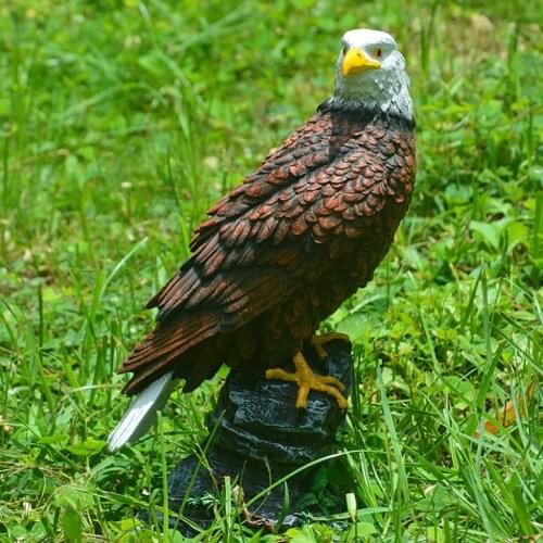 Garden Pastoral Stand Stone Eagle Resin Ornaments Outdoor Lawn Sculpture Crafts Feng shui Home Courtyard Figurines Decoration