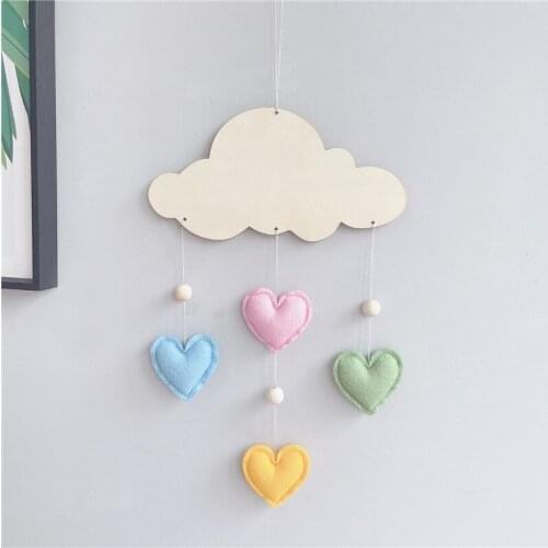 INS Nordic Wooden Cloud With Felt Love Heart Garland String Childrens Room Crib Tent Bed Curtain Hanging Ornaments Photo Props