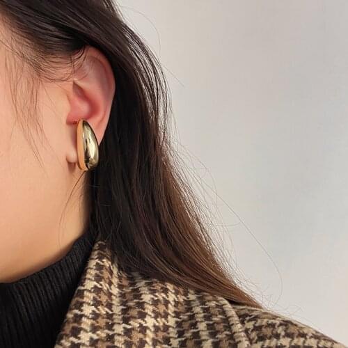 AENSOA Simple Copper Big Ear Cuff Ear Rings for Girls Gold Earcuff Cute Cartilage Clip on Earrings No Pierced Women Punk Jewelry