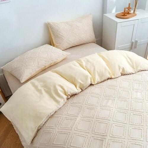 Fenglin-joy Microfiber Bedding On Bed