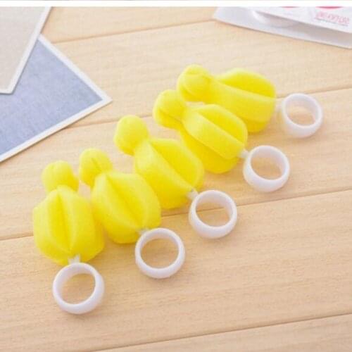 New 2pcs Babies Teat Cleaning Feeding Bottle Brushes 360 Degree Rotating Sponge yellow Baby Nipple Brush Infant Pacifier Cleaner
