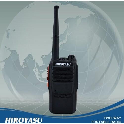 HIROYASU IM-1410 7Watt UHF 400-520MHz Portable Walkie Talkie with flashlight and 4250mAh High Capacity Li-ion Battery Pack