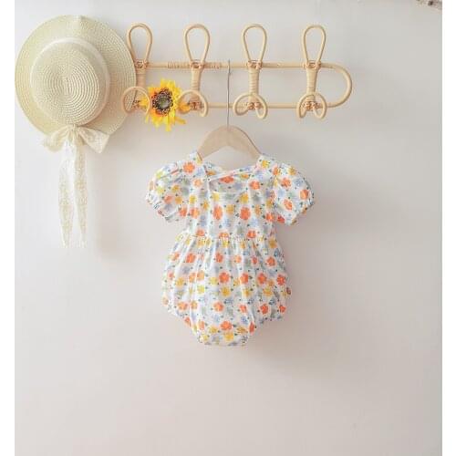 Pudcoco Infant Summer Rompers Floral Print Square Neck Short Bubble Sleeves Jumpsuit for Baby Girls 0-24 Months White/Apricot