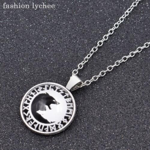 Fashion lychee Retro Design Black And White Color Totem Tai Chi Dragon Fox Wolf Cabochon Pendant Unisex Necklace