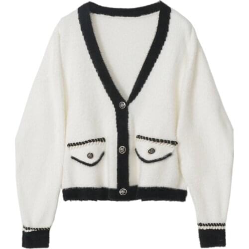 White Colour Autumn Winter Fashion Hot Sale Vintage Sweater Luxury Casual Glamorous Women Coat Good Quality Very Soft Cardigans