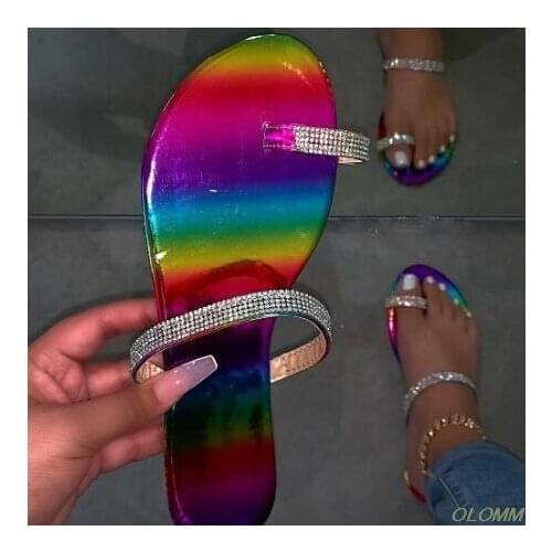 Rainbow print flat bottom non-slip flip flop Spring / summer new 2020 women rivet sandals outdoor wild rhinestone beach slippers