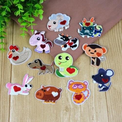 Cute Iron On Patches Rabbit Snake Monkey Cartoon Small Animal Embroidery Ironing Appliques for Childrens Clothing accessory