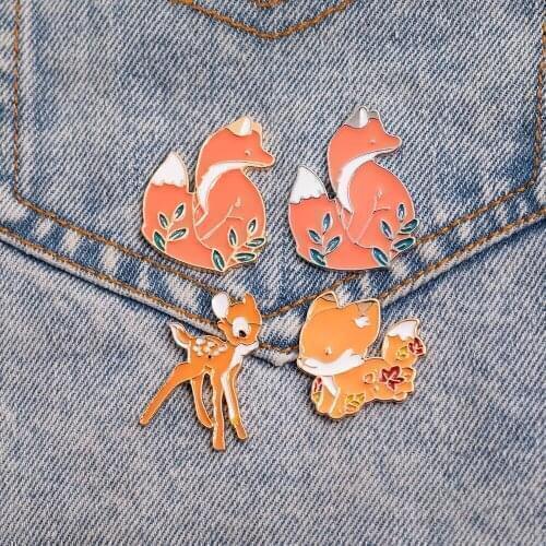 Animal Brooches Cartoon Gold Sliver Fox Enamel Pins Cute Woodland Foxes Badges Clothes Lapel Pin Jewelry Gifts for Kids Girls