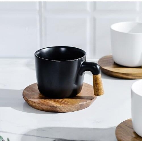 Creative Wooden Handle Coffee Set Nordic Style Ceramic Matte White and Black Coffee Cup and Wooden Tray 260ml