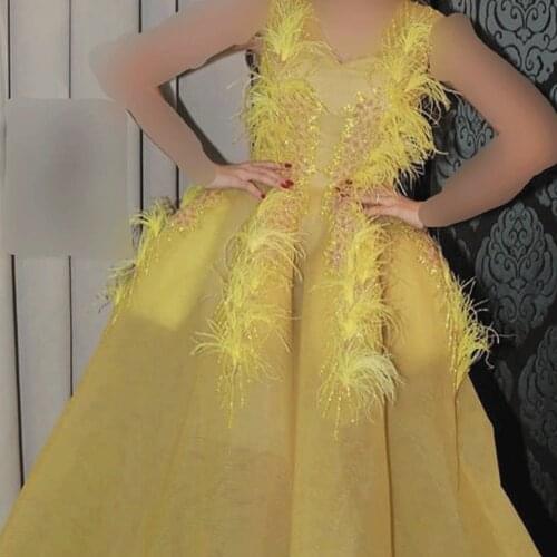 SuperKimJo Sleeveless Yellow Prom Dresses Ball Gown 2020 Feather Beaded Arabic Prom Gown Vestidos De Graduacion Largos 2019