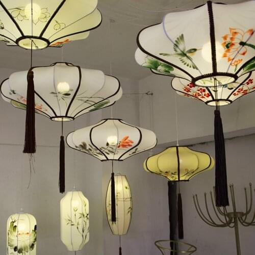 Chinese Style Lantern Chandelier Hand Painted UFO Fabric Wedding Hotel Restaurant Decoration Classical Lantern